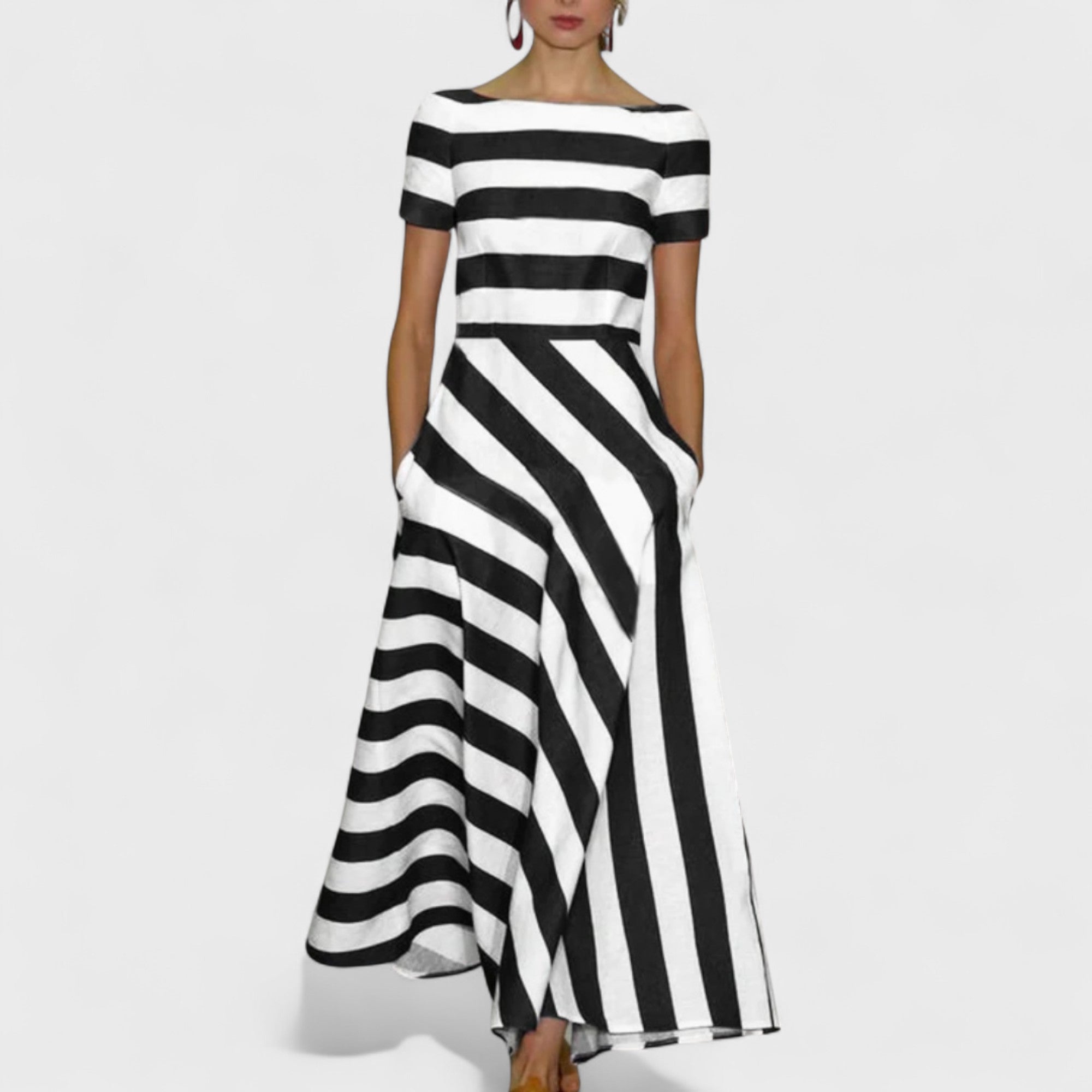 Terézia - Csíkos Ruha