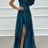 Shiloh - Elegáns Csíkos Maxi Ruha Egy Vállal