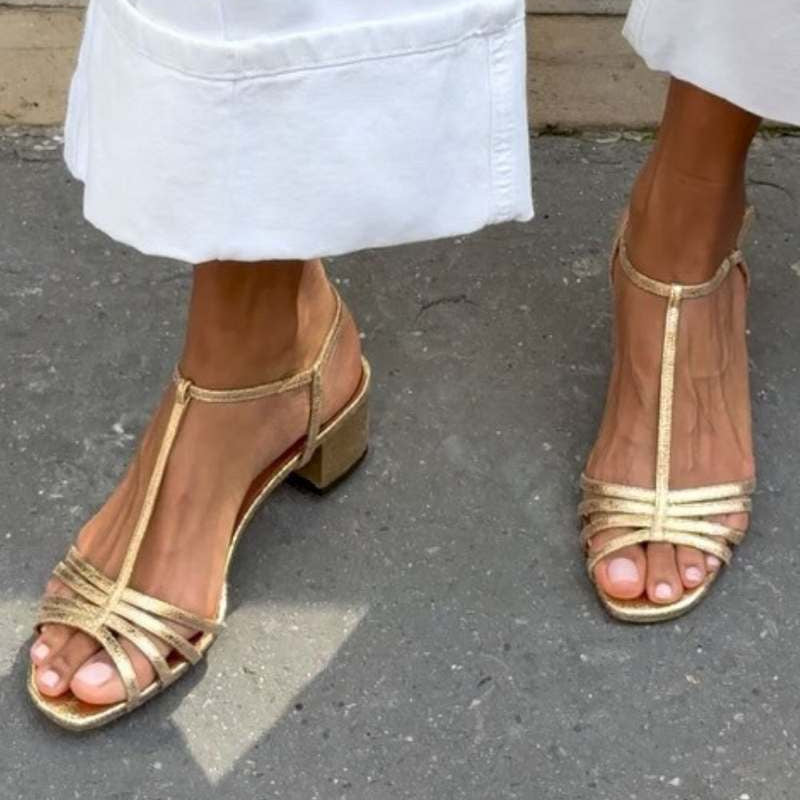 Allegra | Arany Szandálok Mindennapi Elegancia
